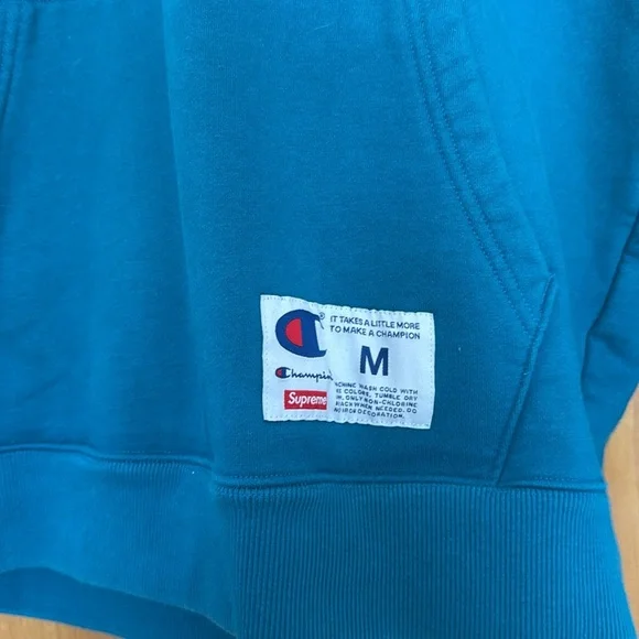 Supreme clothing brand collab with champion AUTHENTIC! Size Medium